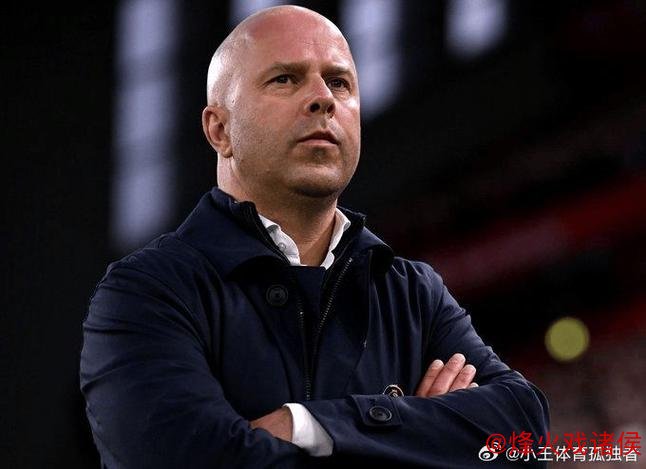 斯洛特成为第四位首赛季带领球队圣诞节领跑的主教练